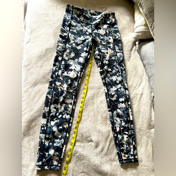 Lululemon Speed Up Legging Spring Bloom 6 - Picture 6 of 7